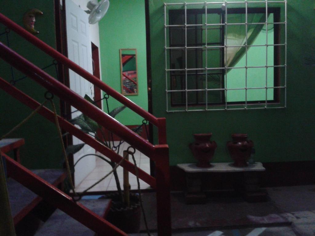 Hostal Leyendas León Exterior foto